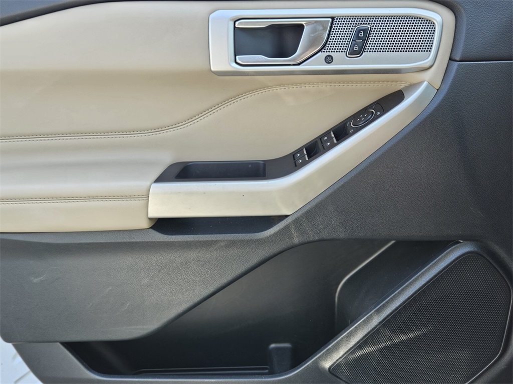 2022 Ford Explorer Limited photo 25
