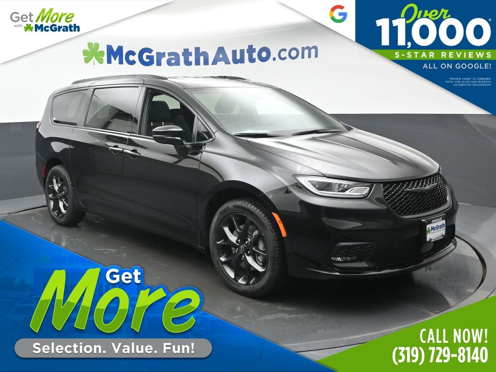 2026 Chrysler Pacifica Limited photo 23