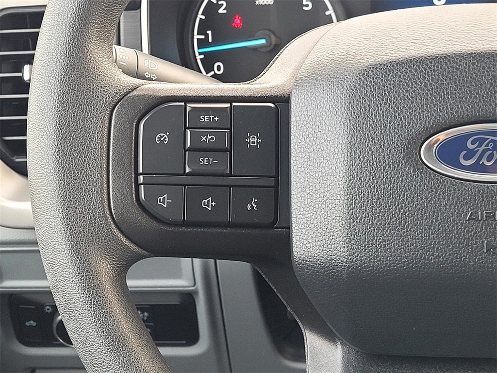 2023 Ford F-150 XLT photo 25