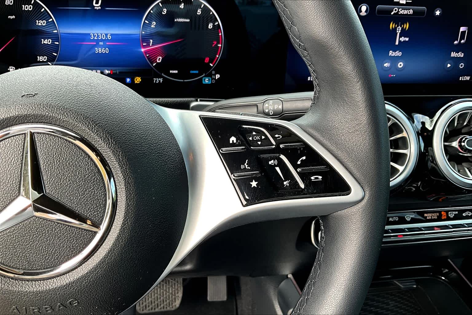 2024 Mercedes Benz GLB 250 4MATIC photo 45
