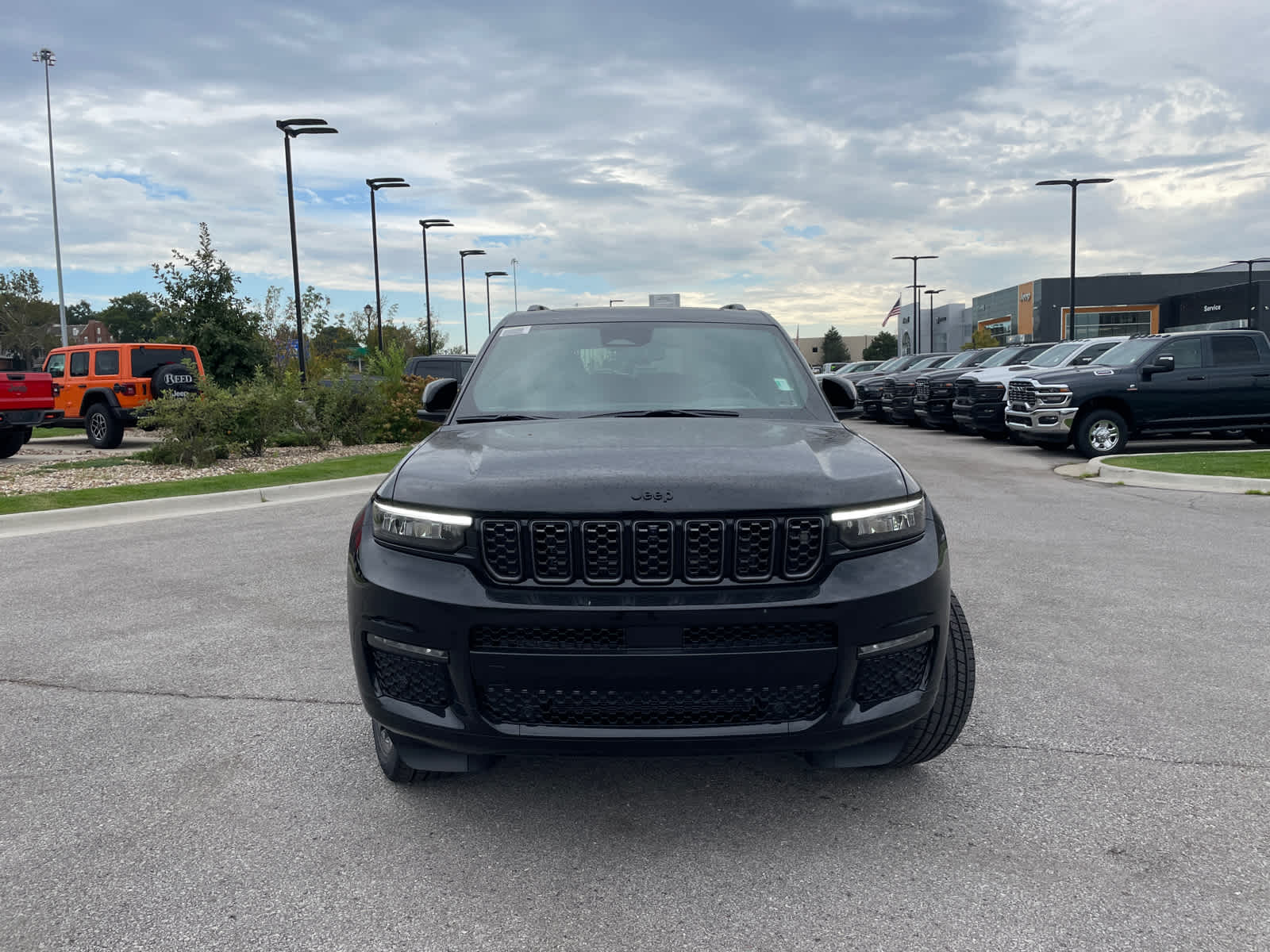 2025 Jeep Grand Cherokee L Summit Reserve photo 2