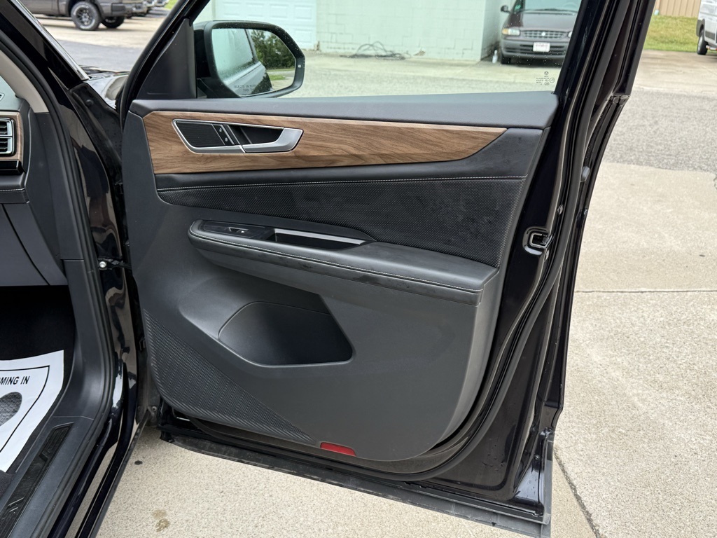 2024 Volkswagen Atlas SE Technology photo 27