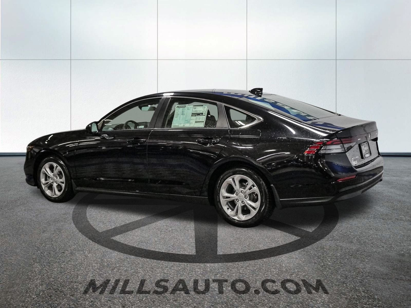 2025 Honda Accord 1.5T LX photo 4
