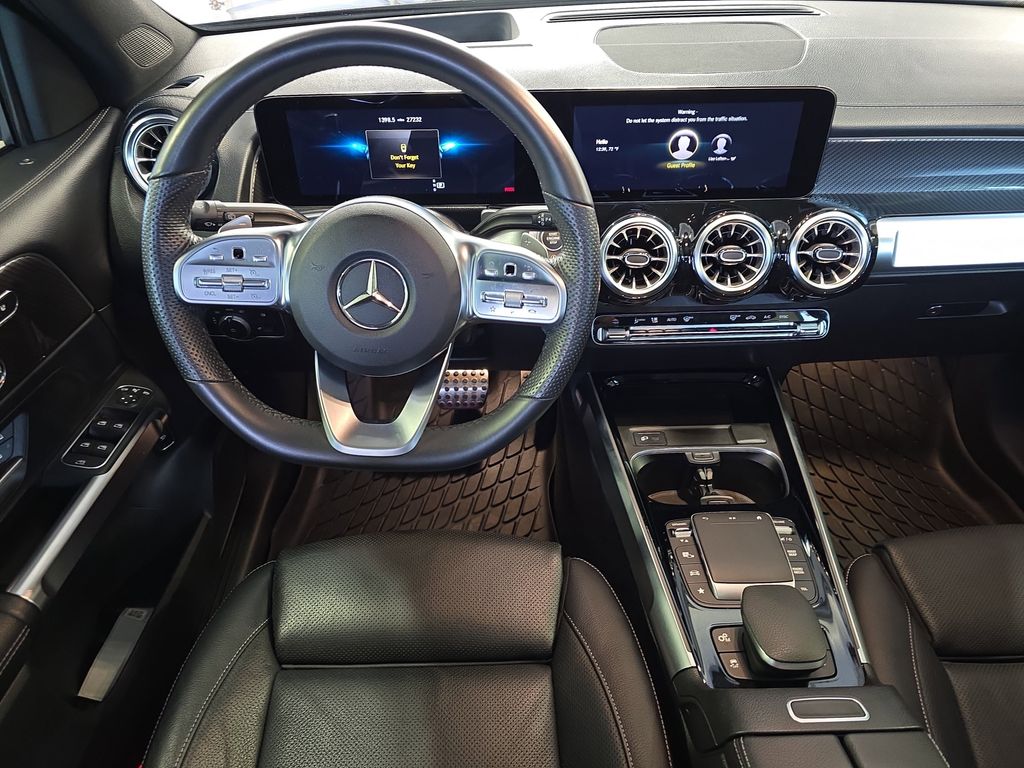 2022 Mercedes Benz GLB AMG 35 photo 16