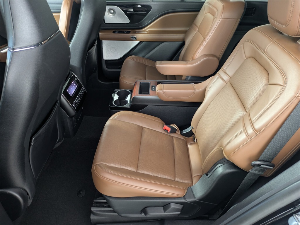 2021 Lincoln Aviator Grand Touring photo 14