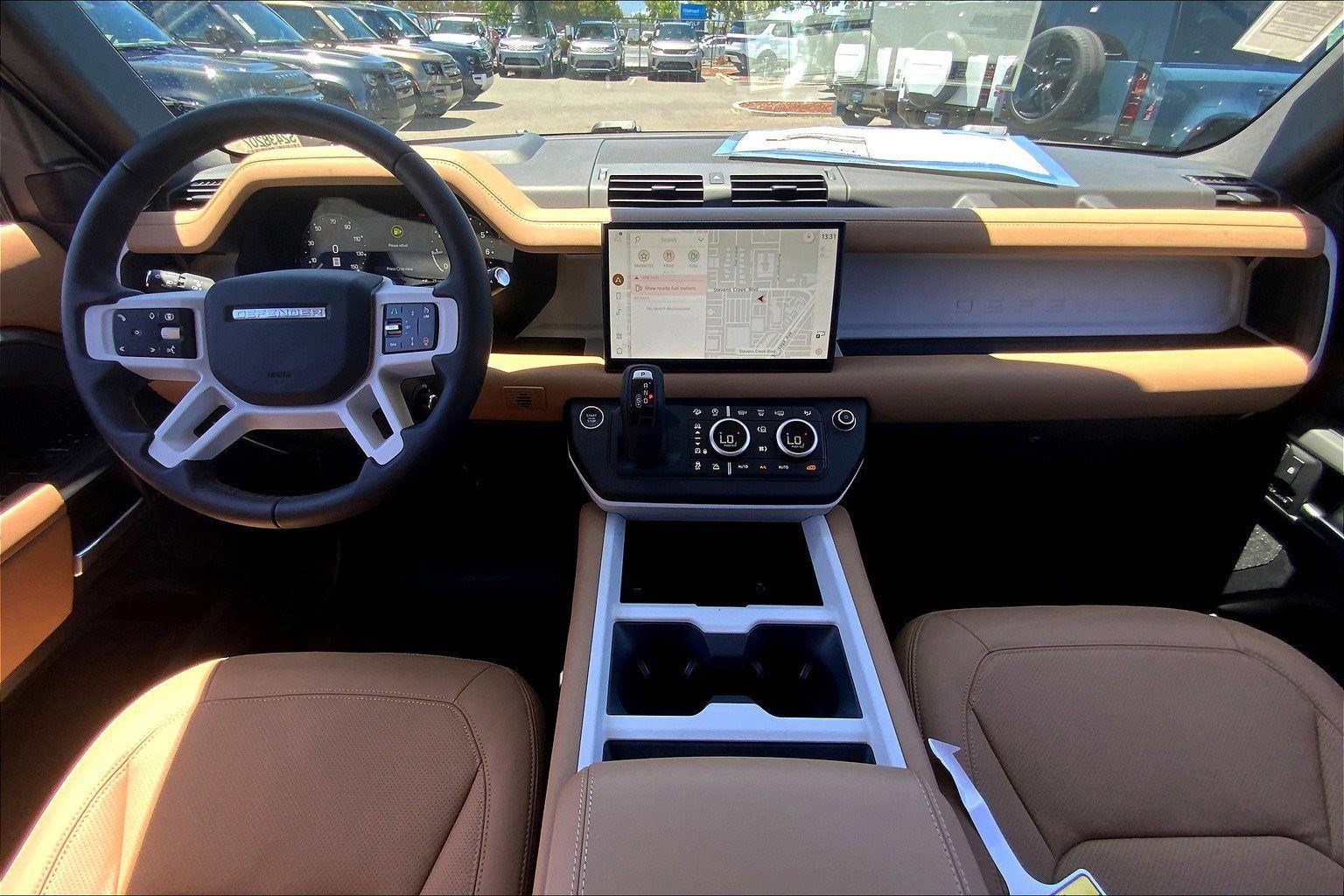 2025 Land Rover Defender 110 S photo 5