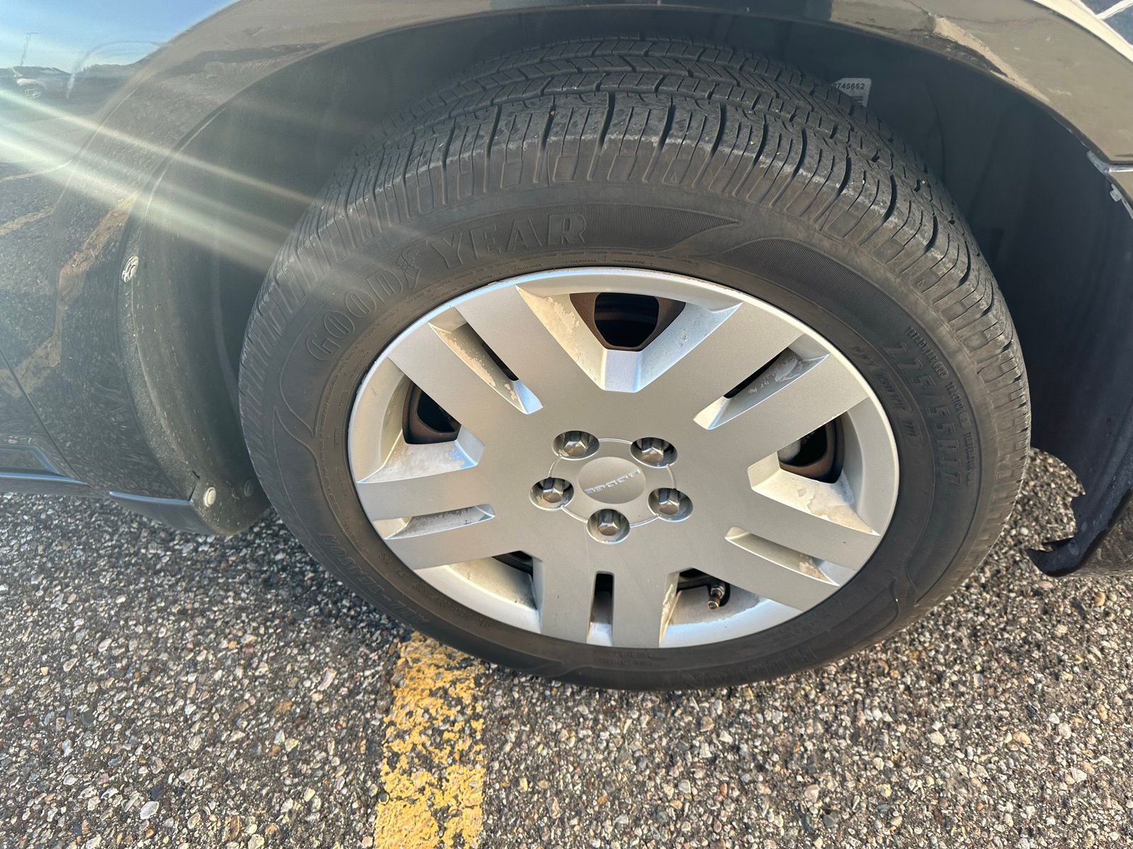 2013 Dodge Avenger SE photo 4