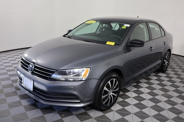 2015 Volkswagen Jetta 1.8T SE photo 4