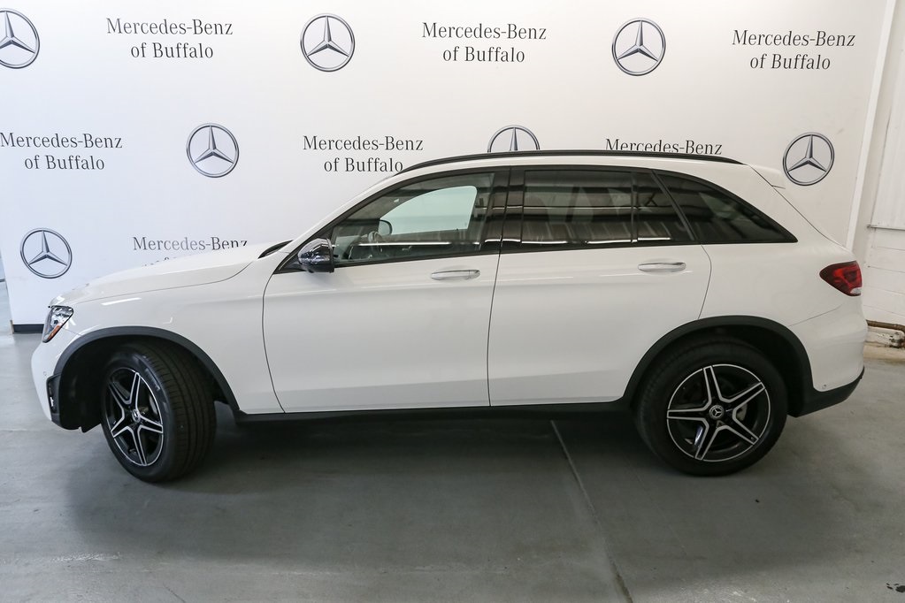 2022 Mercedes Benz GLC 300 4MATIC photo 4