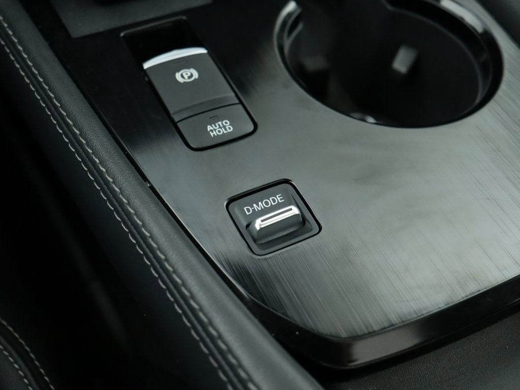 2023 Nissan Rogue SL photo 18