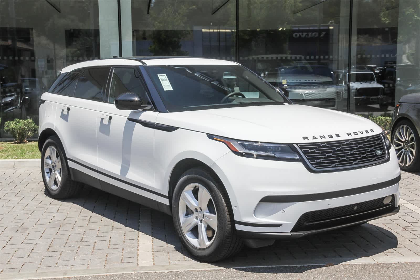 2026 Land Rover Range Rover Velar S photo 2