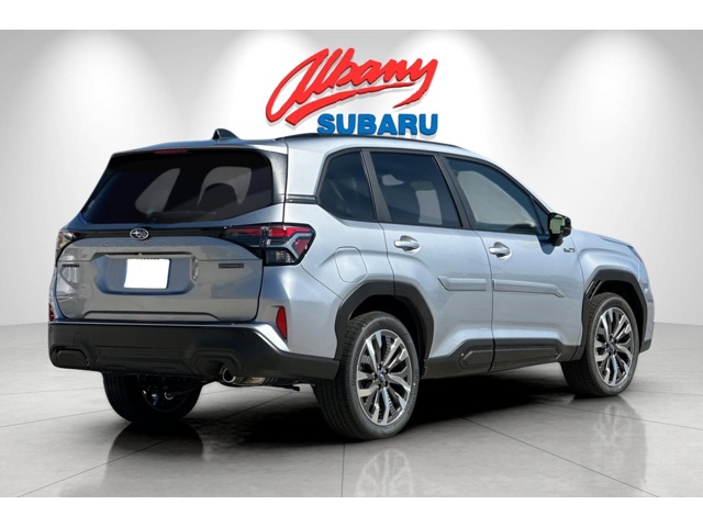 2025 Subaru Forester Touring photo 4