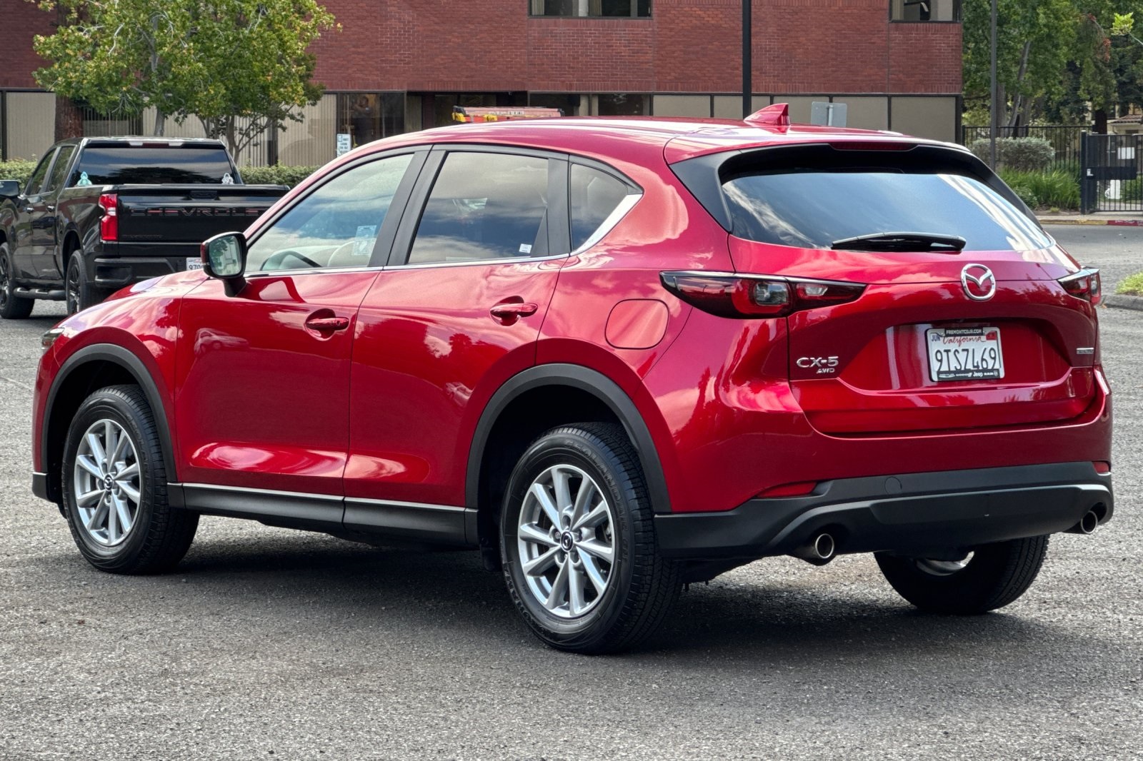2023 Mazda CX-5 2.5 S Preferred photo 4