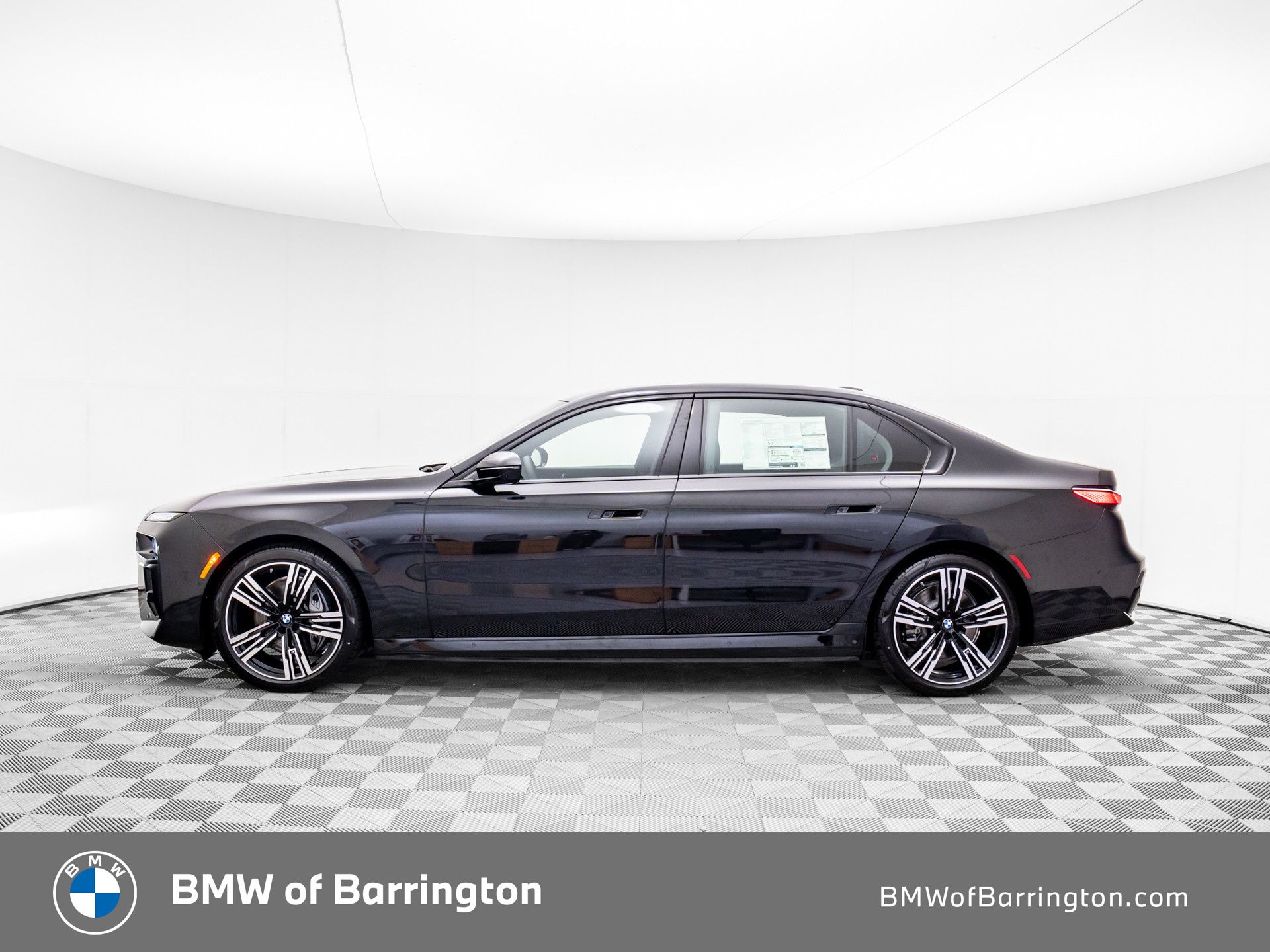 New 2025 Black Sapphire Metallic BMW xDrive60 image 2