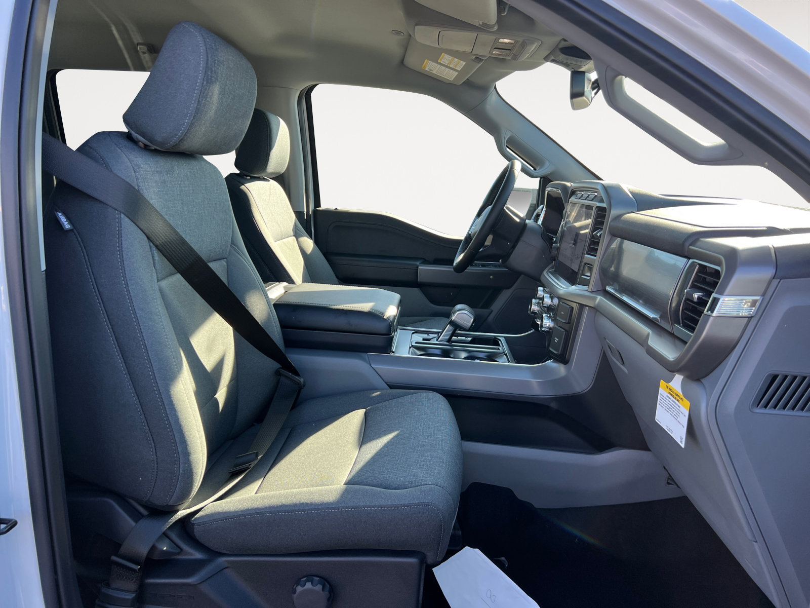 2024 Ford F-150 Lightning XLT photo 11