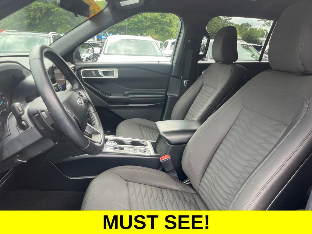 2020 Ford Explorer XLT photo 3