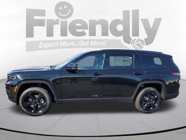 2025 Jeep Grand Cherokee Limited photo 2