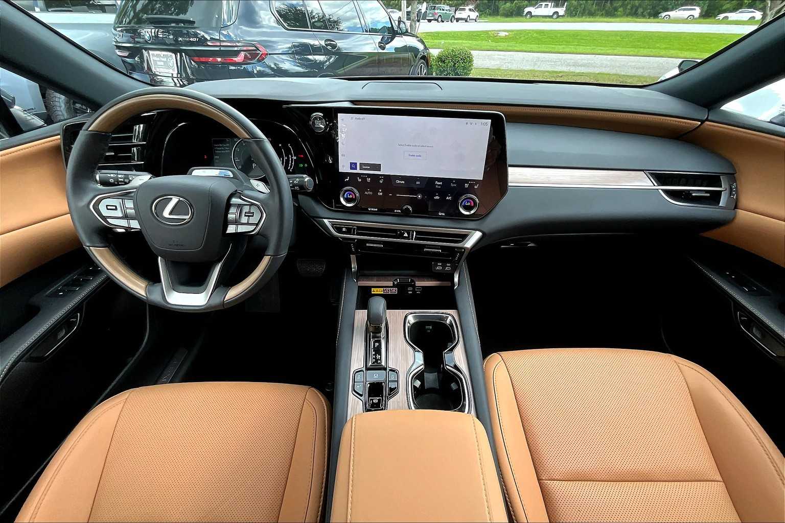 2024 Lexus RX Premium photo 14