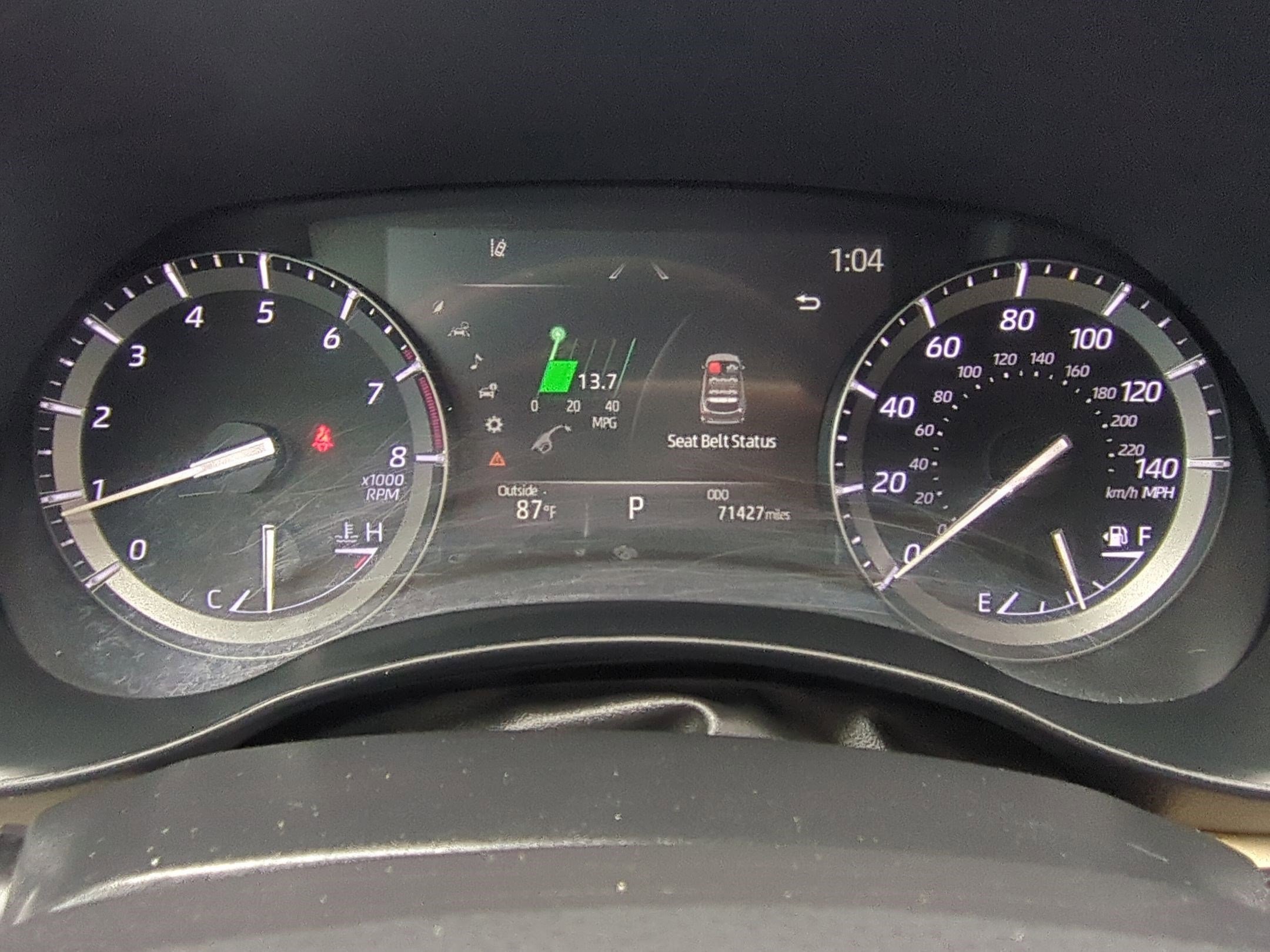 2021 Toyota Highlander XLE photo 17
