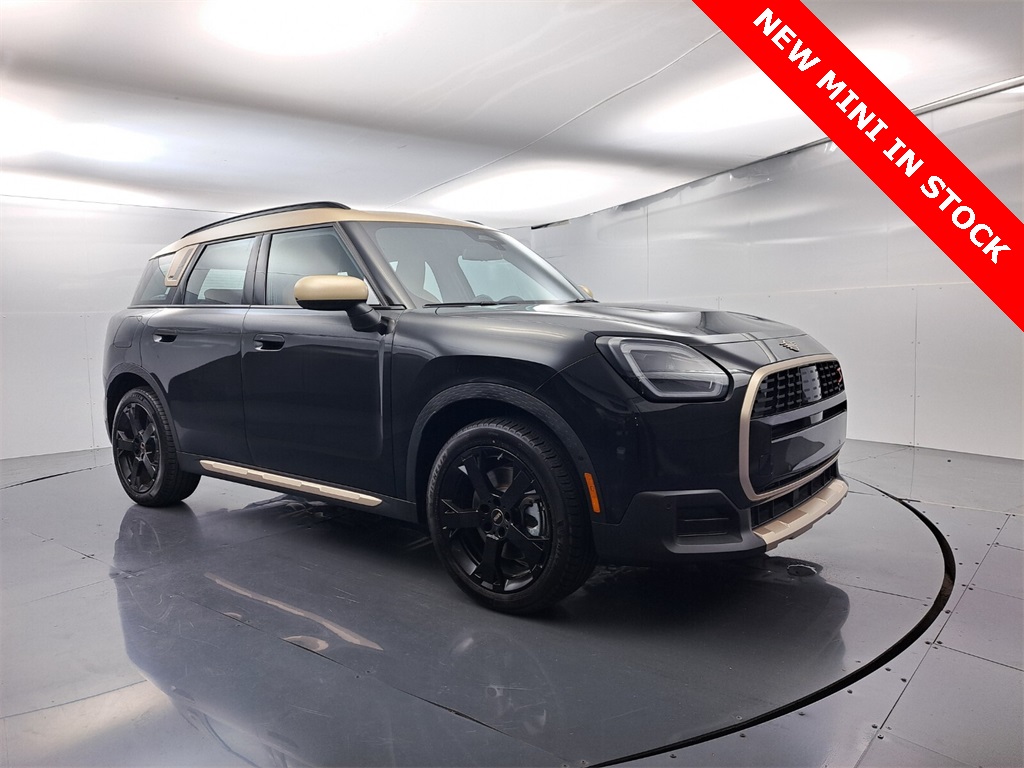 2026 MINI Countryman S's photo