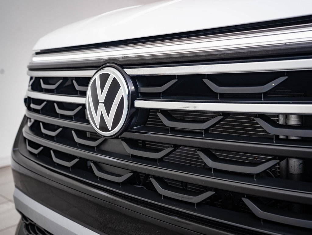 2025 Volkswagen Atlas Peak Edition SE photo 3