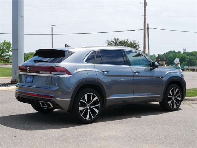 2024 Volkswagen Atlas Cross Sport SEL Premium R-Line photo 7