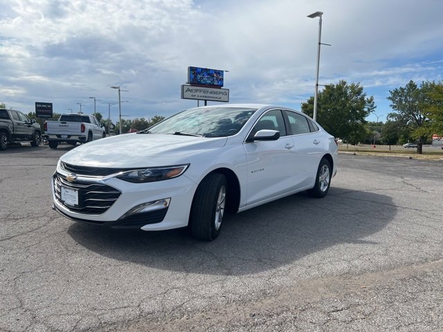 2024 Chevrolet Malibu 1LT's photo