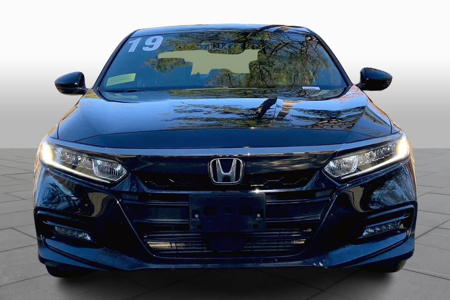 2019 Honda Accord Sport 1.5T photo 3