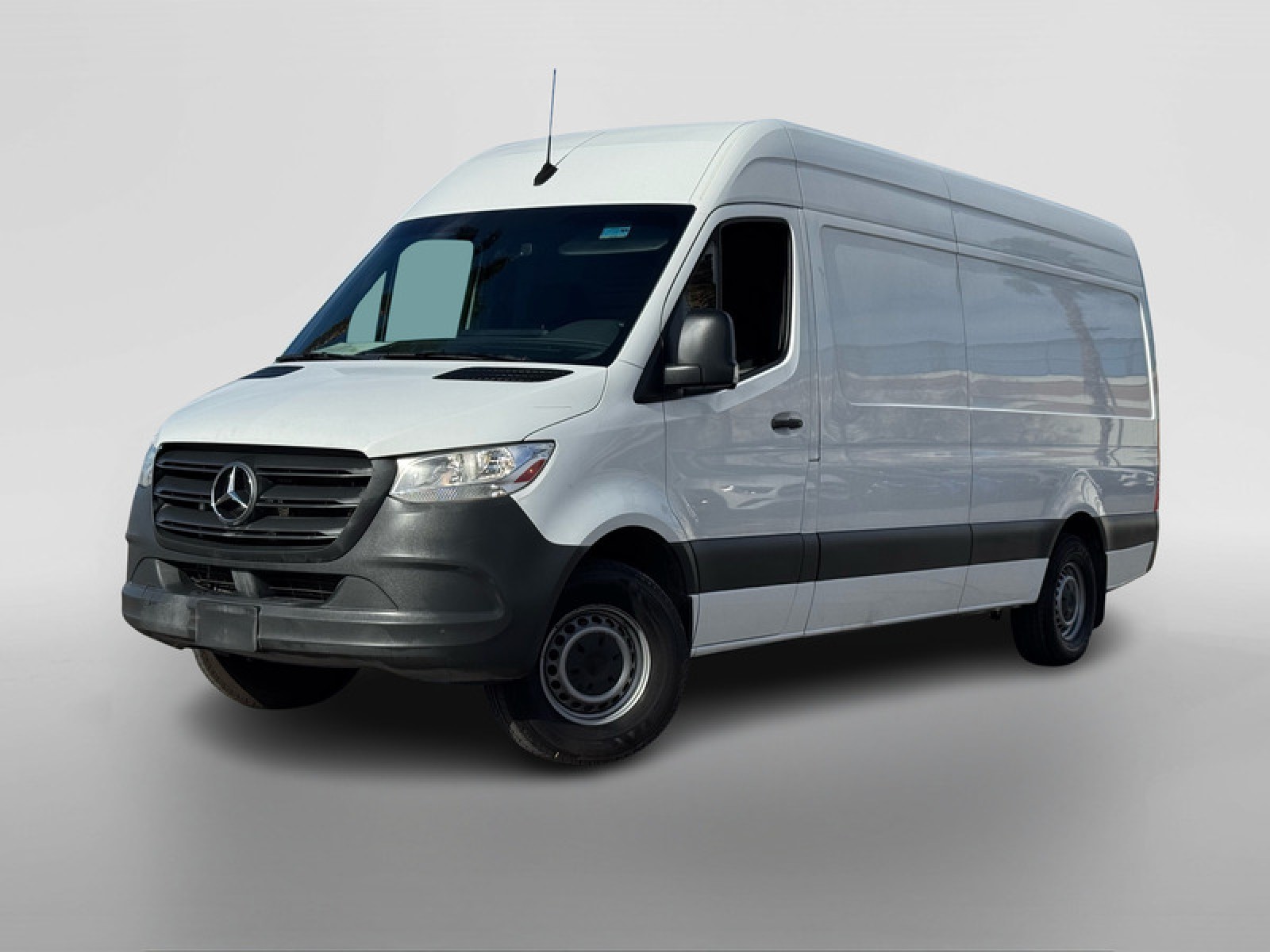 2020 Mercedes-Benz Sprinter Base's photo