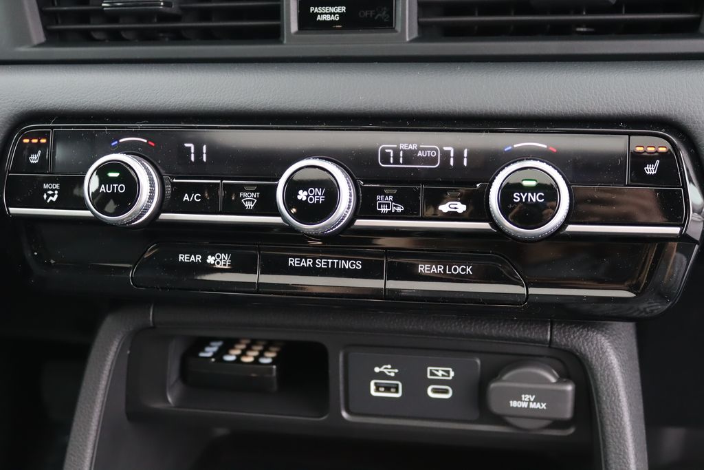 2025 Honda Pilot Touring photo 24
