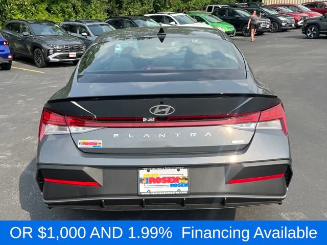 2025 Hyundai Elantra Hybrid SEL Sport photo 4