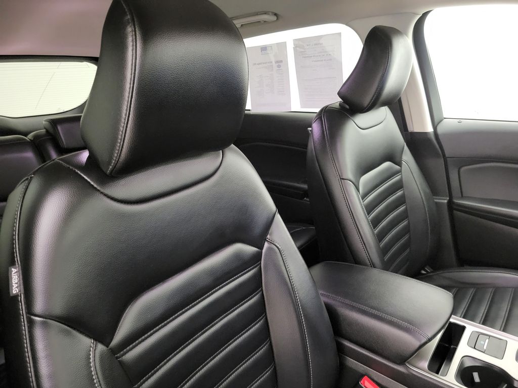 2024 Ford Edge SEL photo 34