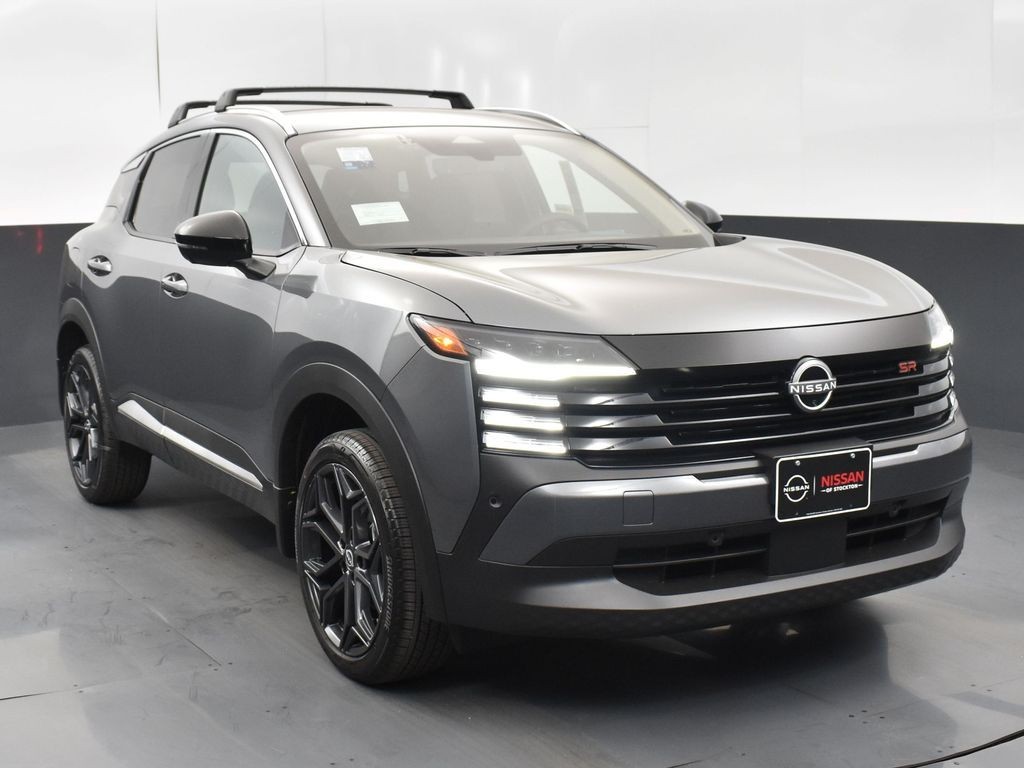 2026 Nissan KICKS SR's photo