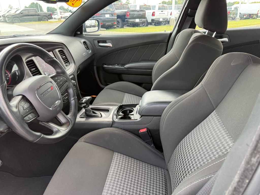 2023 Dodge Charger R/T photo 9