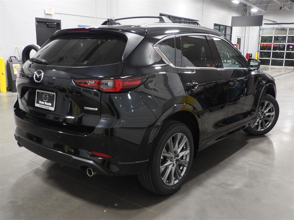 2025 Mazda CX-5 2.5 Premium Plus photo 2