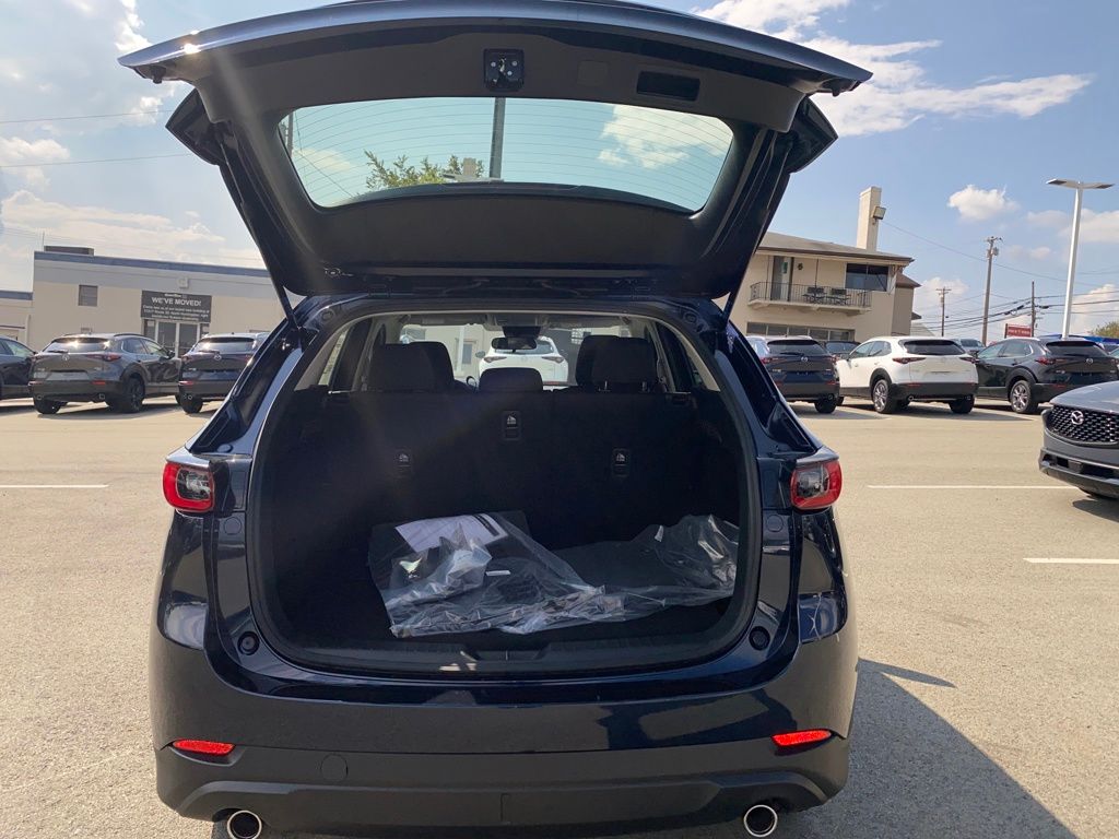 2024 Mazda CX-5 2.5 S Preferred photo 10