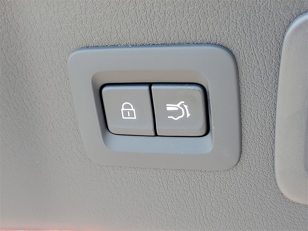 2025 Mazda CX-70 Plug-in Hybrid Premium photo 10