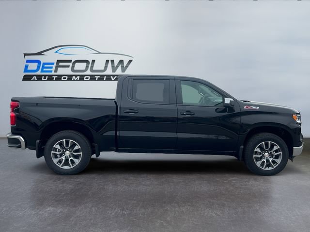 2025 Chevrolet Silverado 1500 LT photo 2