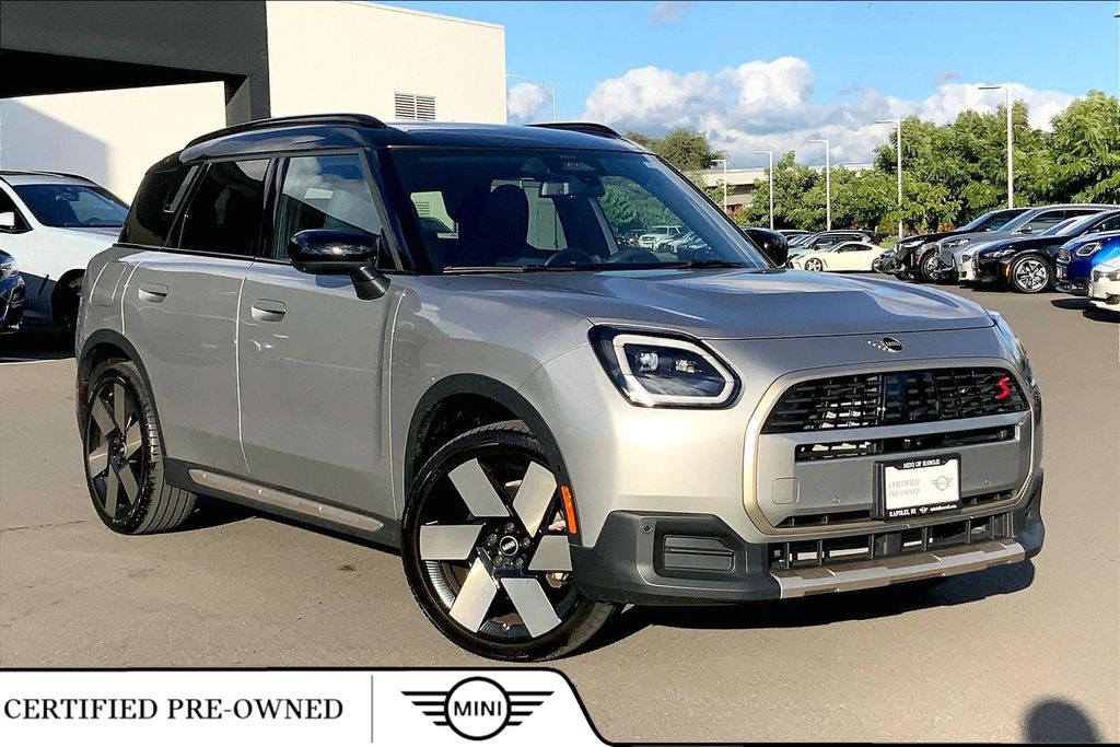 2025 MINI Countryman S's photo