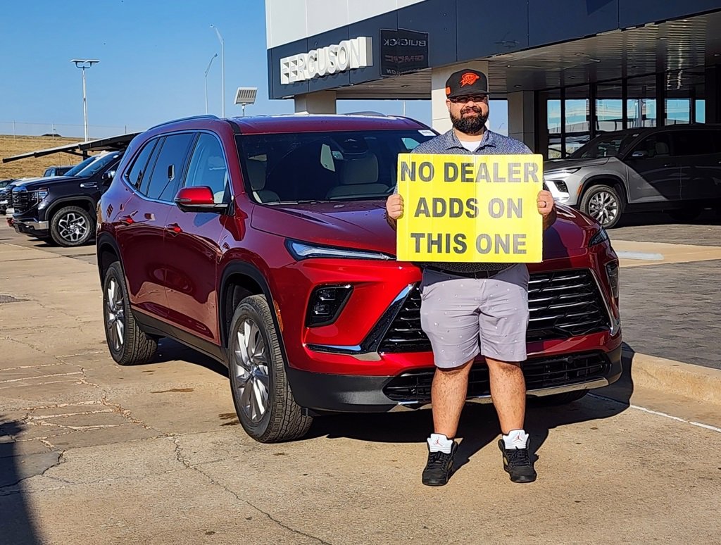 2026 Buick Enclave Preferred's photo