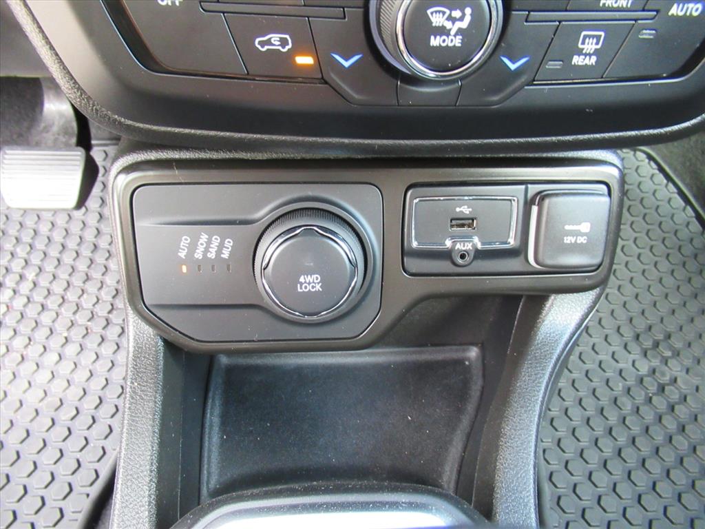 2023 Jeep Renegade Altitude photo 24