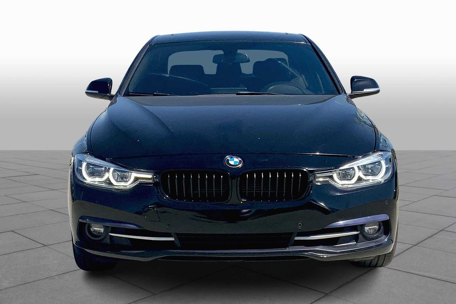 2017 Bmw 330e 3-Series photo 3