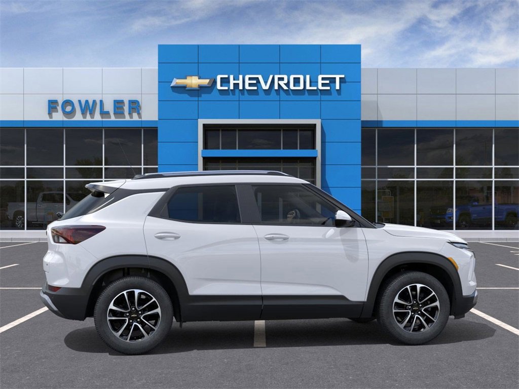 2026 Chevrolet Trailblazer LT photo 4