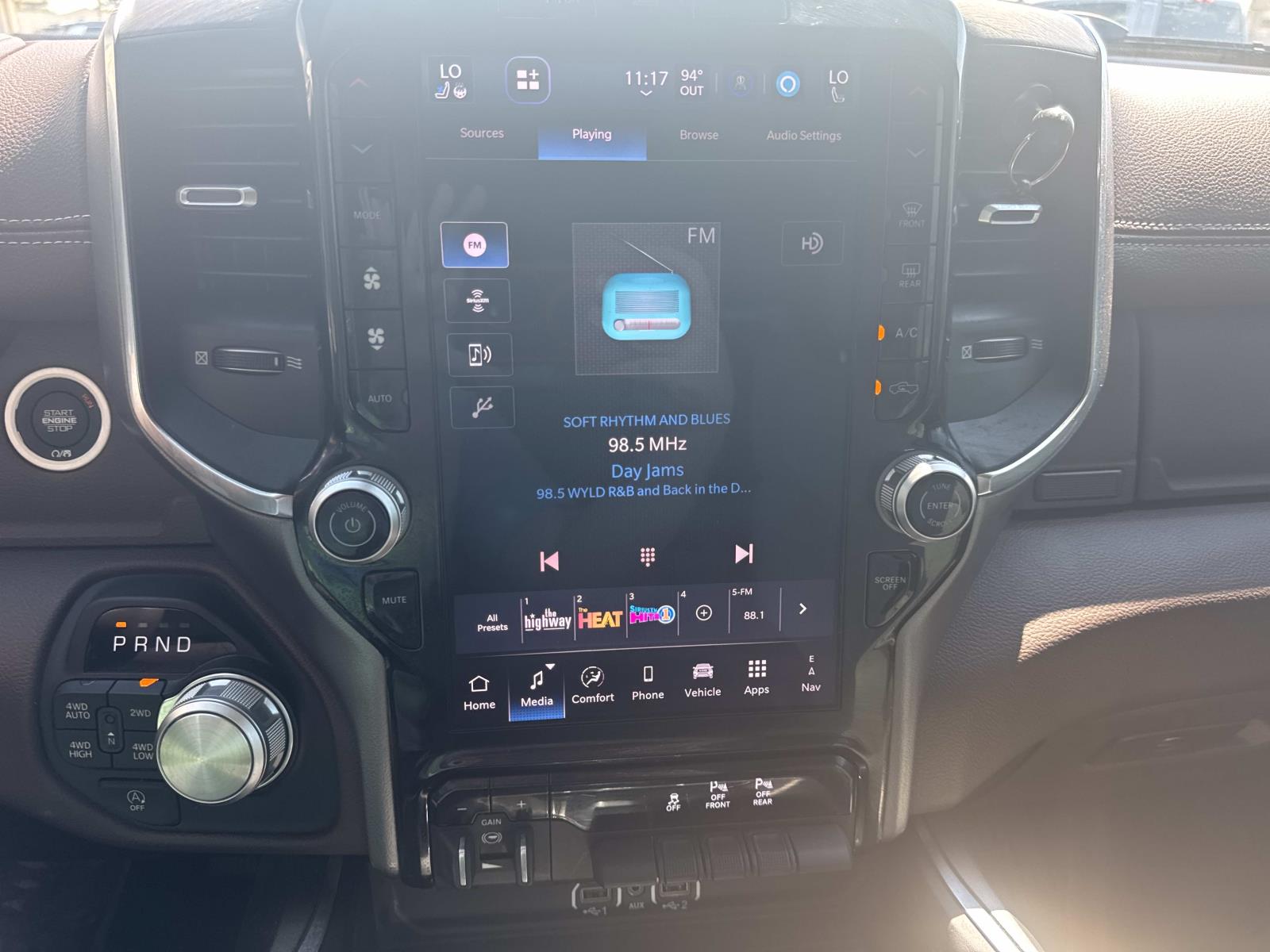 2025 Ram 1500 Laramie photo 22
