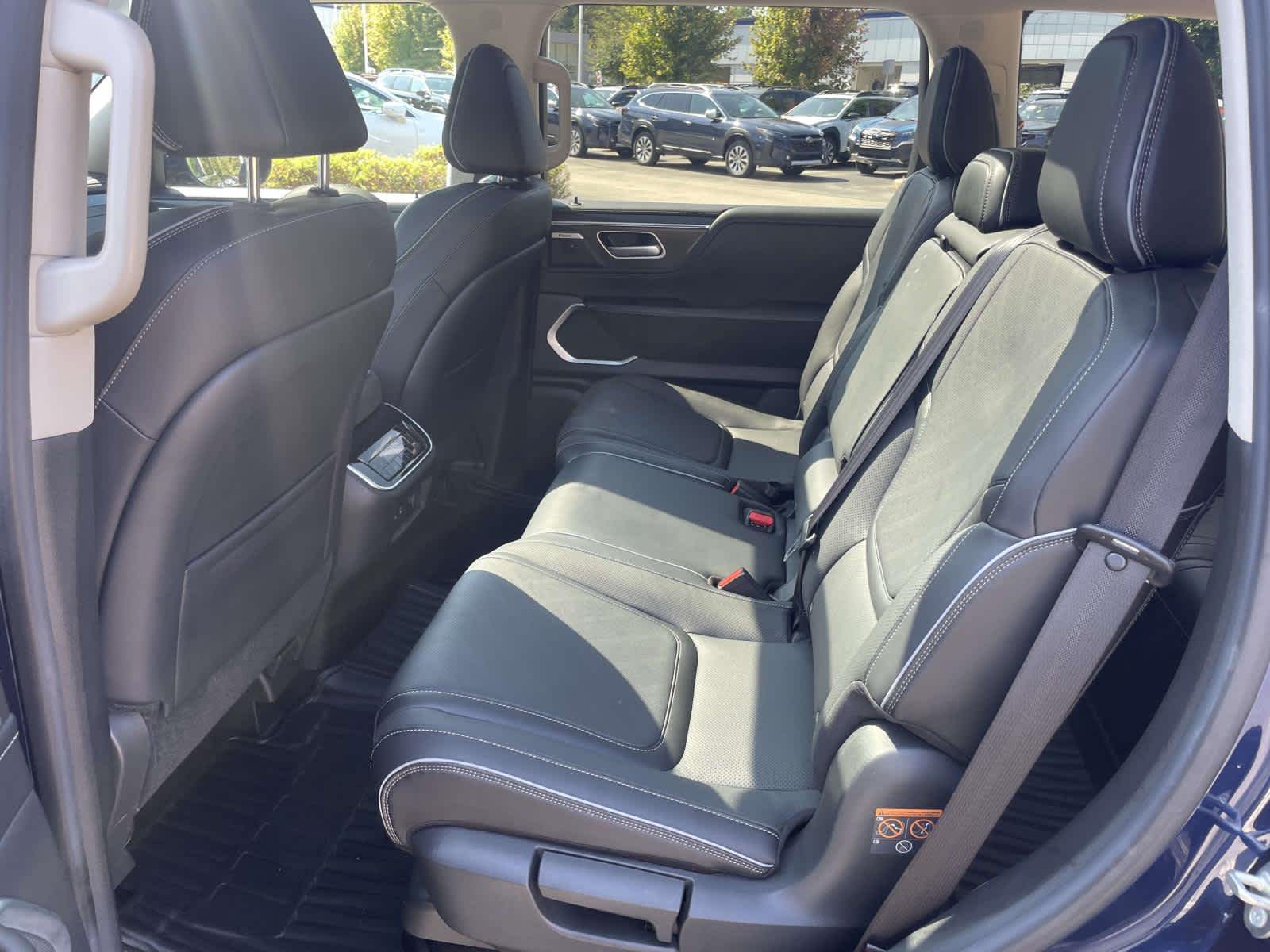 2025 Infiniti QX80 Luxe photo 12