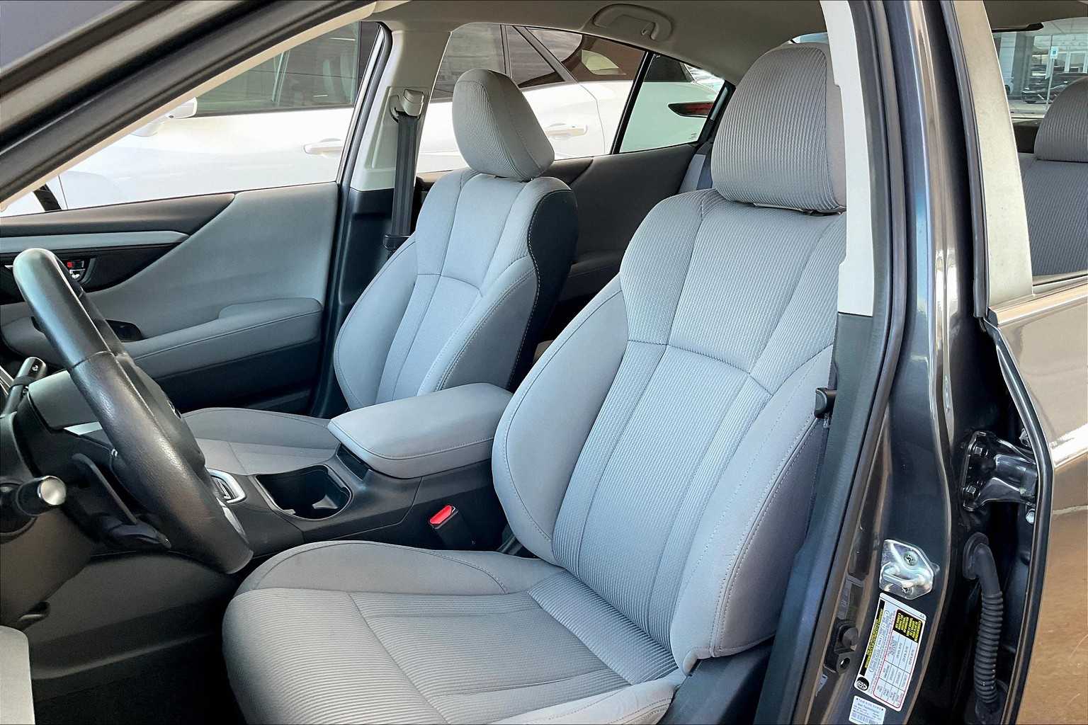 2022 Subaru Legacy Premium photo 7