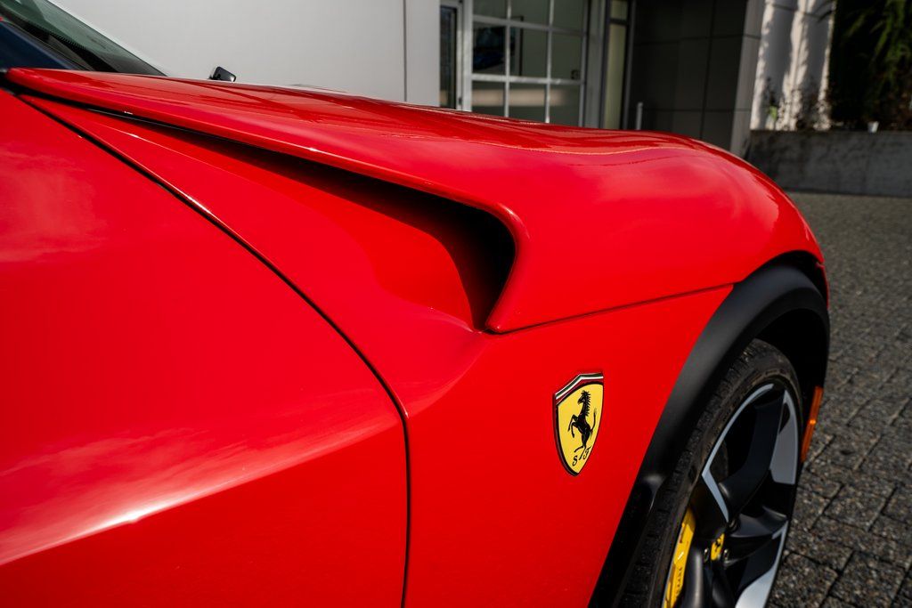 2024 Ferrari Purosangue photo 19
