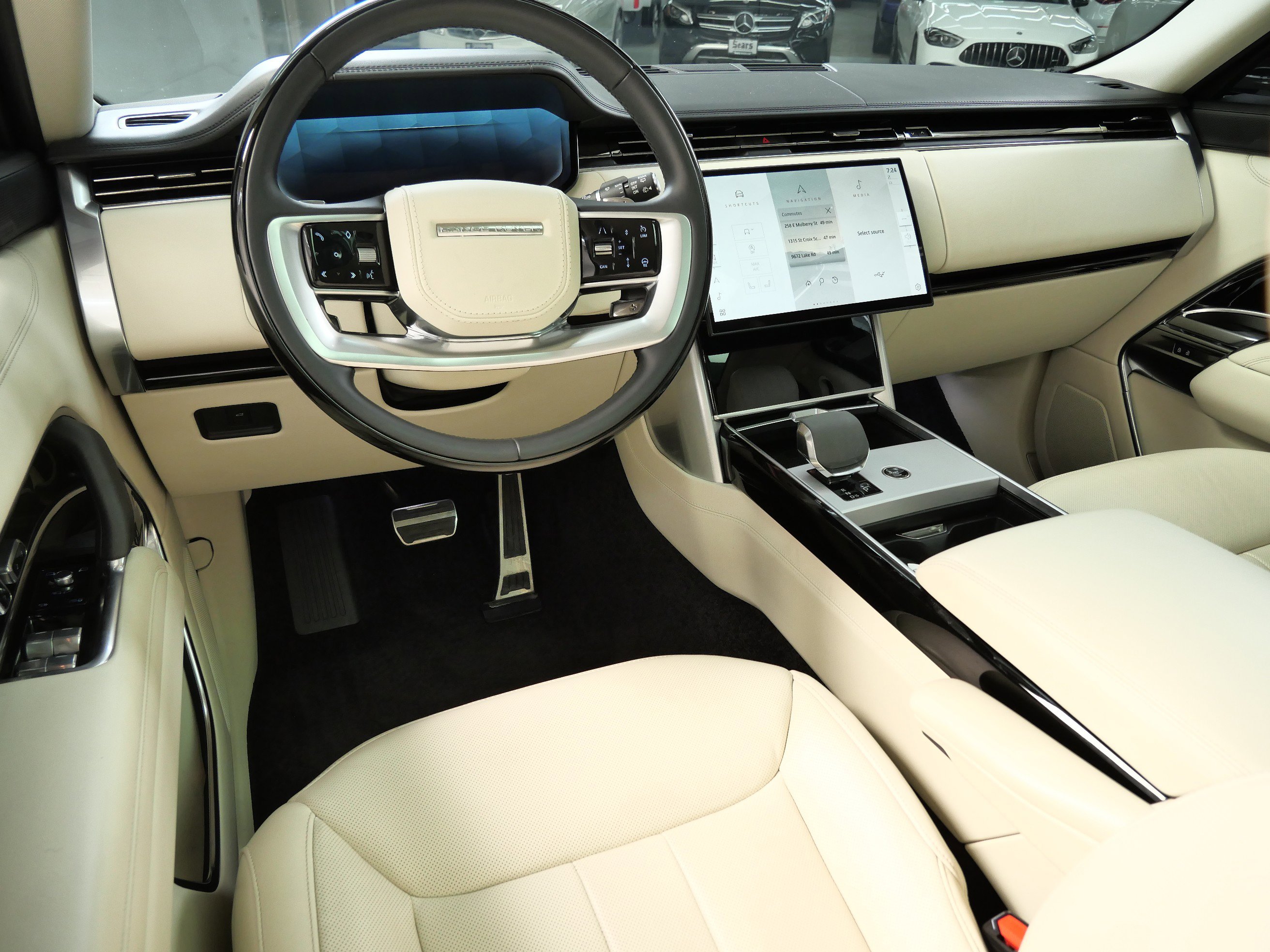 Used 2024 Land Rover Range Rover SE with VIN SALKP9FU8RA211191 for sale in Minnetonka, Minnesota