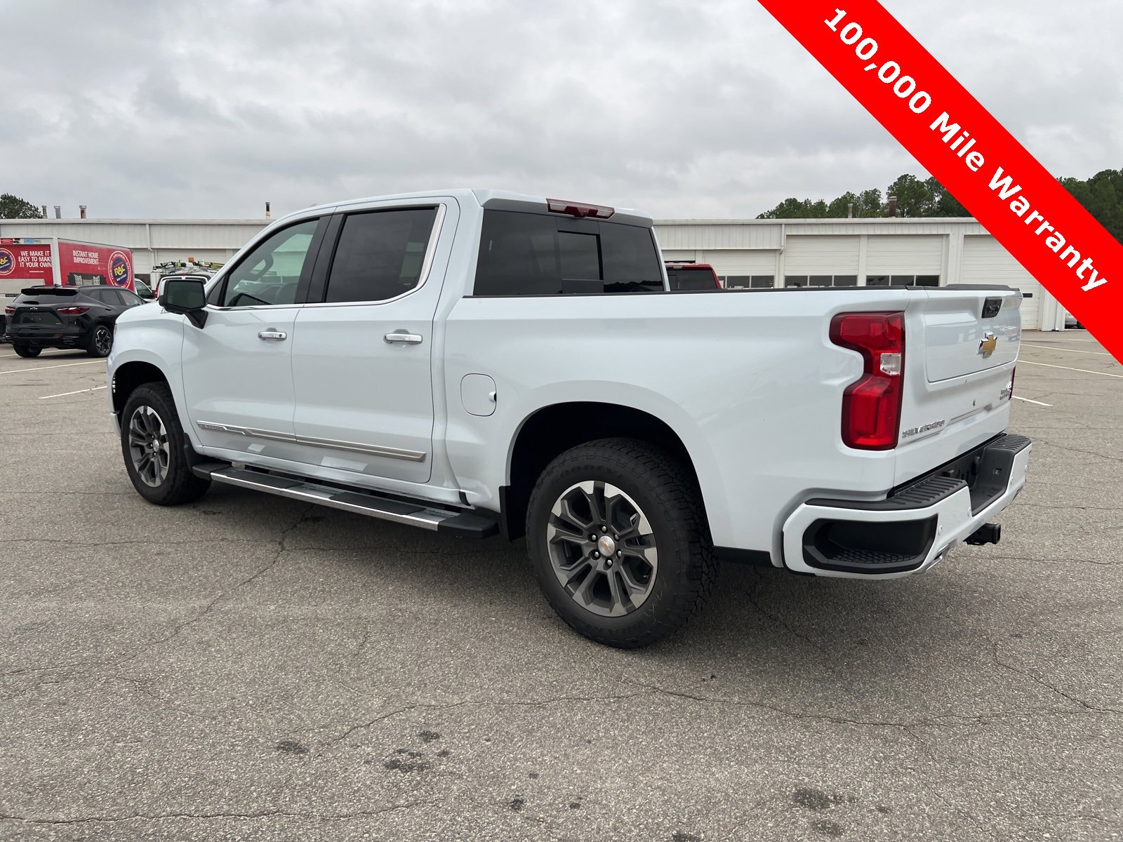 2026 Chevrolet Silverado 1500 High Country photo 2