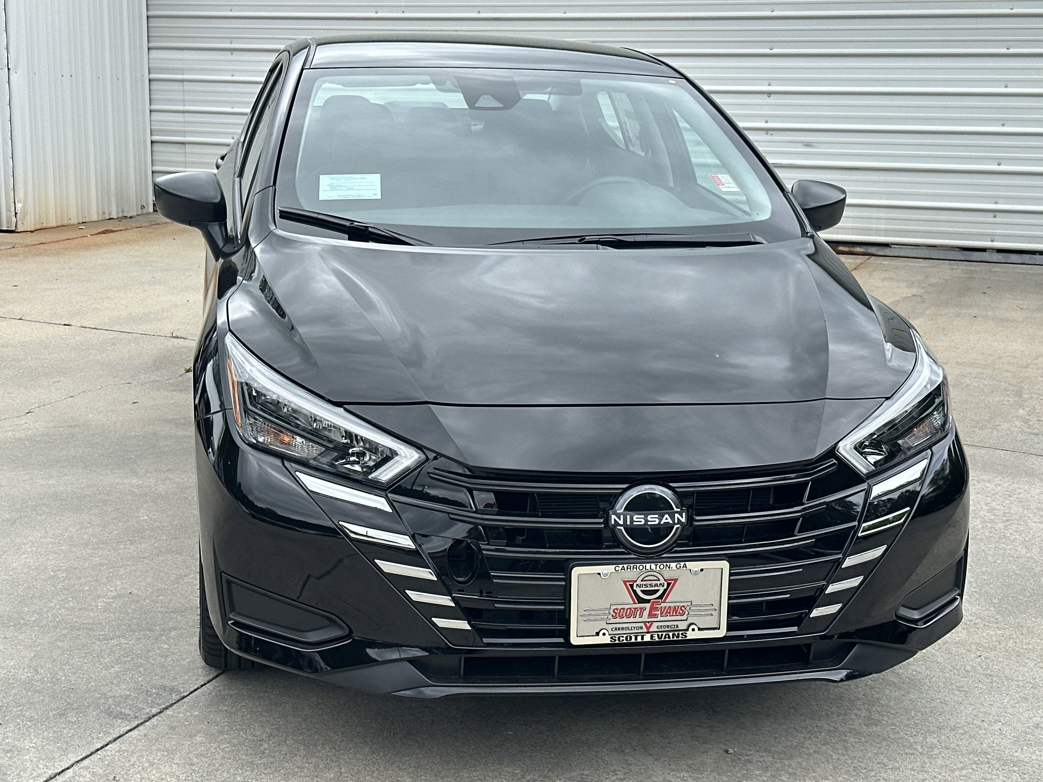 2025 Nissan Versa S photo 2